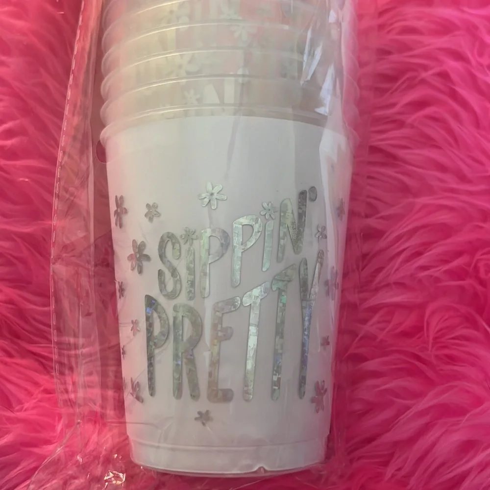 “Sippin’ Pretty” 16 oz. Cupstack —Each Pack has 10 Cups